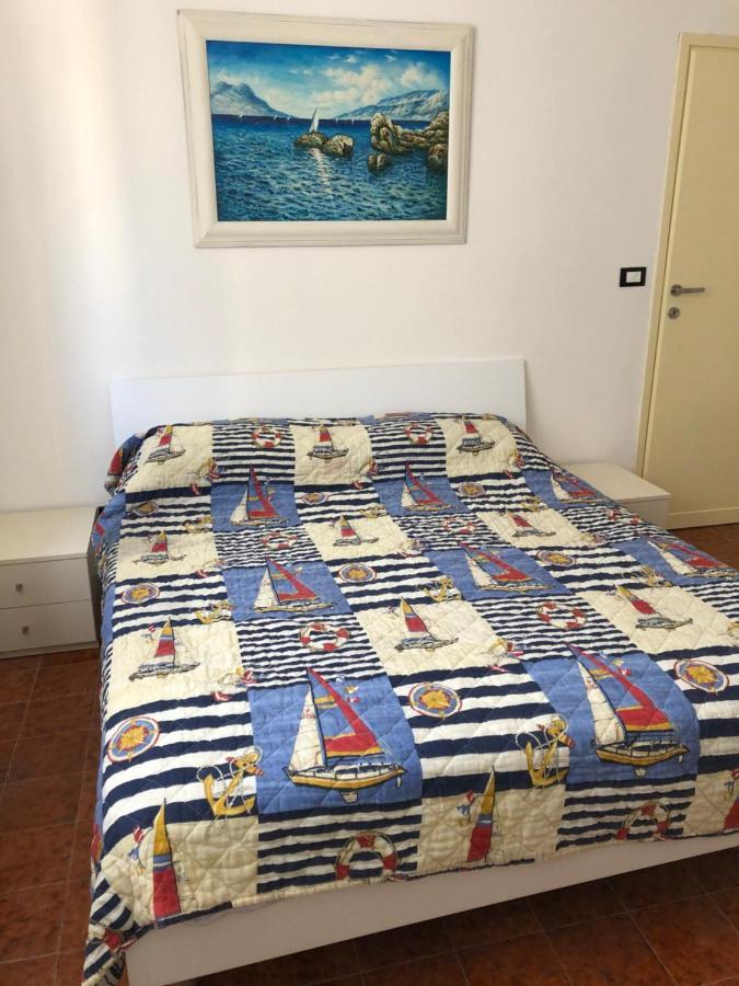 Casa Adele Apartment Viareggio Bagian luar foto